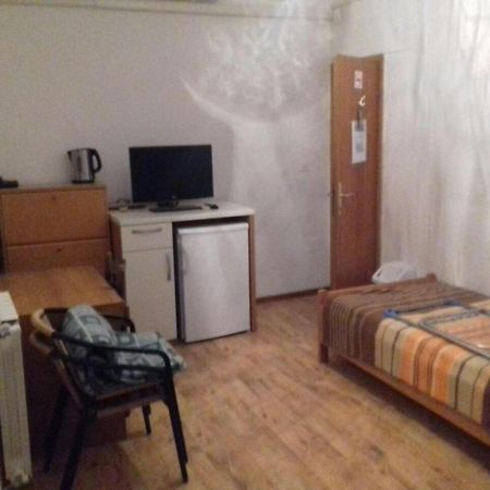 로비니 Vila Albatros B&B 외부 사진