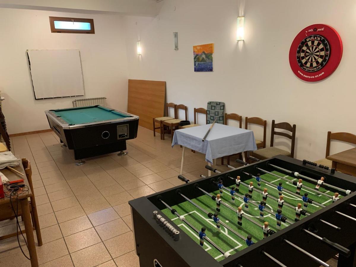 로비니 Vila Albatros B&B 외부 사진